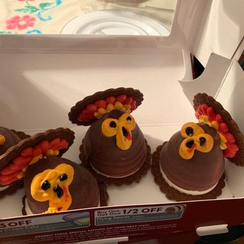 Carvel - a box of cupcakes decorated like turkeys - Ice Cream & Frozen Yogurt Near Me - Sayville, New York Carvel - a box of cupcakes decorated like turkeys - Ice Cream & Frozen Yogurt Near Me - Sayville, New York