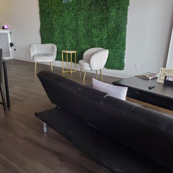 Boba Chai - Interior seating area - Bubble Tea Near Me - Utica, Michigan Boba Chai - Interior seating area - Bubble Tea Near Me - Utica, Michigan