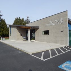 Innis Arden Swim - Office and locker room building open one day in February 2021.