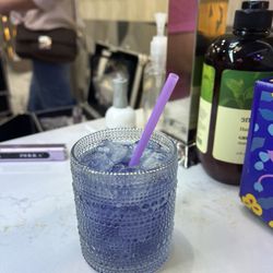 Milano Nail Spa Monument - They serve non-alcoholic drinks, which is a nice added pampering feature