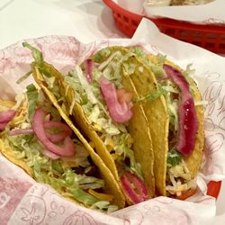 Quesada Burritos & Tacos - Ground beef tacos
