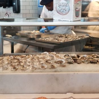 Harbor House - Unlimited oysters - Seafood Near Me - Milwaukee, Wisconsin Harbor House - Unlimited oysters - Seafood Near Me - Milwaukee, Wisconsin