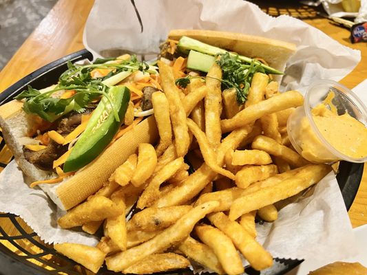 Hughie's Tavern & Viet Grill by null