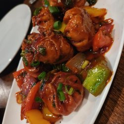 Makalu Nepali & Indian Cuisine - Chili Momo