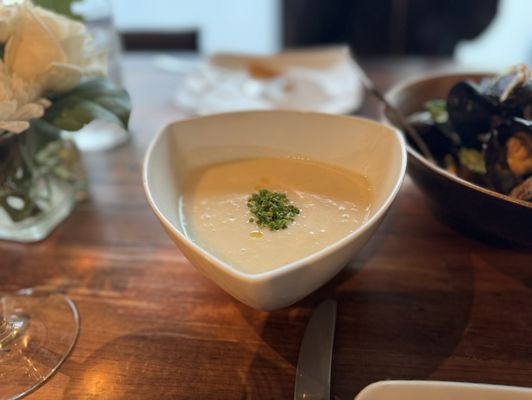 Elyse Restaurant by null