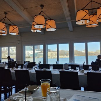 Harbor House by Bartolotta - Seafood Near Me - Milwaukee, Wisconsin