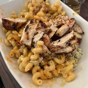 Dillon Dam Brewery - Buffalo chicken Mac - American Near Me - Dillon, Colorado Dillon Dam Brewery - Buffalo chicken Mac - American Near Me - Dillon, Colorado