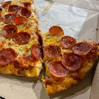 Buckstin Brewing - Nederland - Pepperoni Pizza - Pizza Near Me - Nederland, Texas