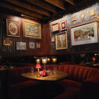 Ciccio Mio - Inside seating - Italian Near Me - Chicago, Illinois
