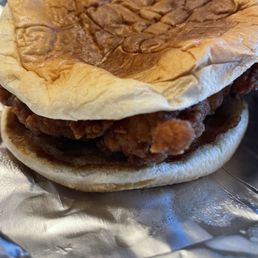 ows a close up of a sandwich