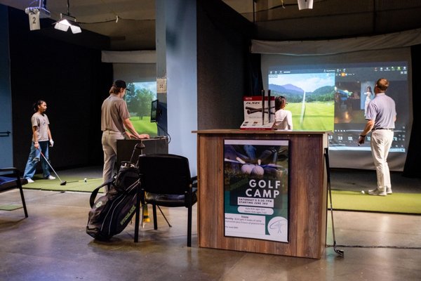 THE MONSTERS -FLIP WITH ME、Have a seat 1 TOP 10 BEST Indoor Golf in Lynnwood, WA - Updated 2025 - Yelp