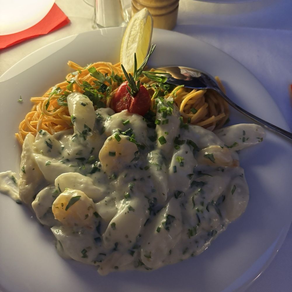 Prison St. Michel - Asparagus, Prawns, & Pasta Special - French Near Me - Nuremberg, BY Prison St. Michel - Asparagus, Prawns, & Pasta Special - French Near Me - Nuremberg, BY