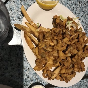 Jackie's Too Restaurant - Clams - Seafood Near Me - Ogunquit, Maine Jackie's Too Restaurant - Clams - Seafood Near Me - Ogunquit, Maine