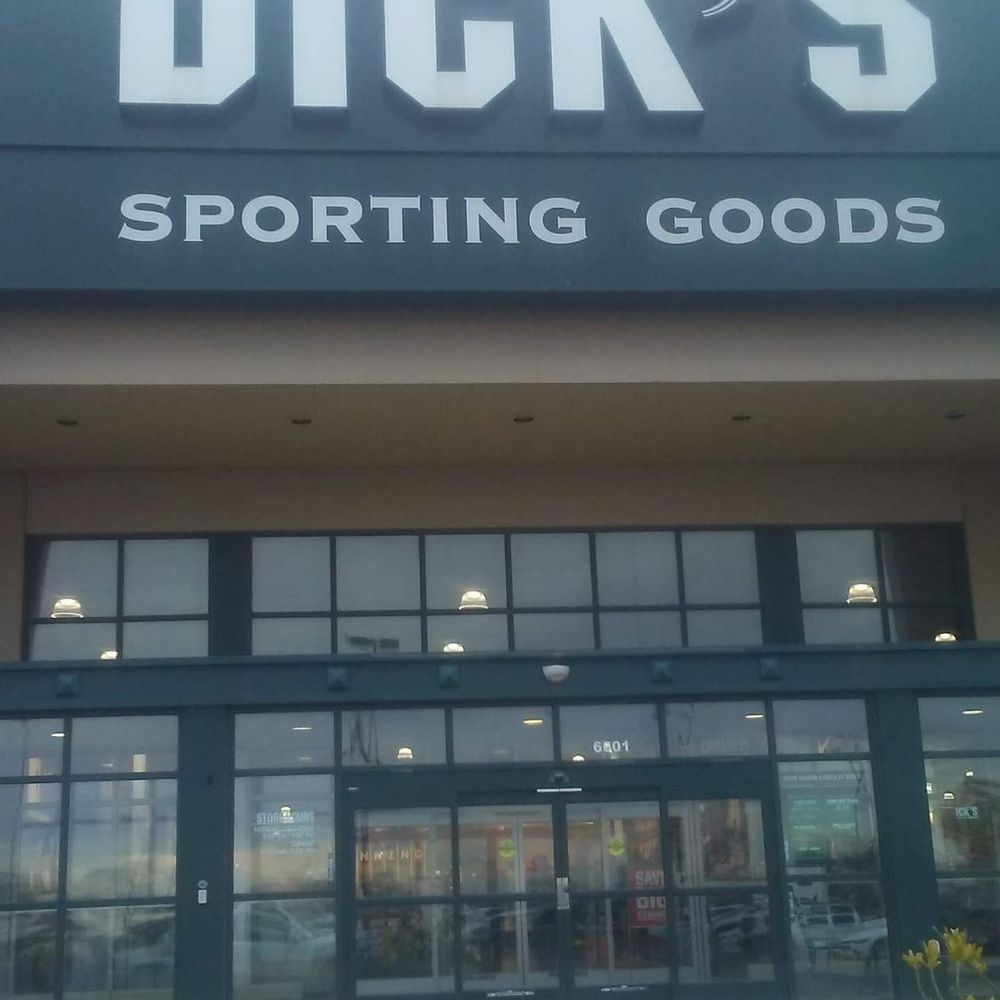 DICK'S Sporting Goods - Front view - Sports Wear Near Me - Oklahoma City, Oklahoma