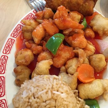Big Heng - Sweet sour pork plate, plain fried rice (really good) - Chinese Near Me - Peoria, Arizona