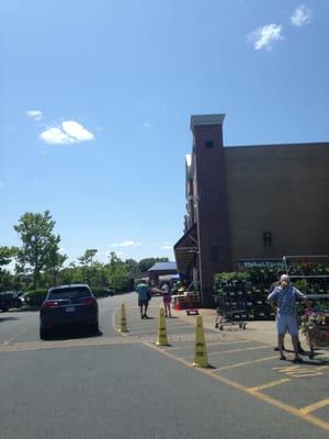 Lowe's Home Improvement by null