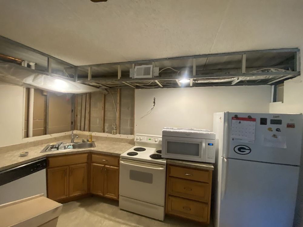 Slide of Handyman Xpress