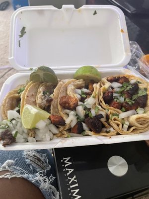 Mercado Acapulco Y Taqueria by null