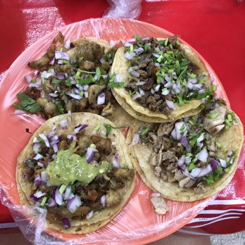 Taquerías El Ñero - Street Vendors Near Me - Playa del Carmen, ROO Taquerías El Ñero - Street Vendors Near Me - Playa del Carmen, ROO