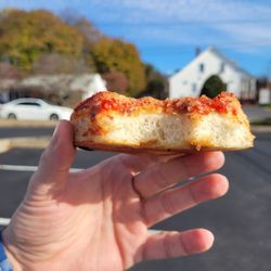 DePetrillo's Pizza & Bakery