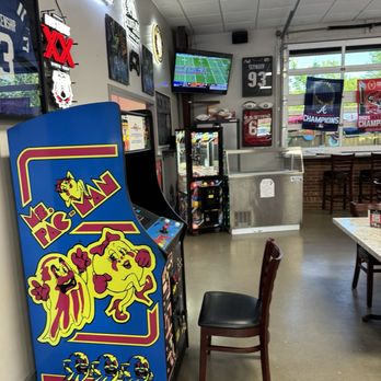 Classic City Eats - Interior - Southern Near Me - Watkinsville, Georgia Classic City Eats - Interior - Southern Near Me - Watkinsville, Georgia