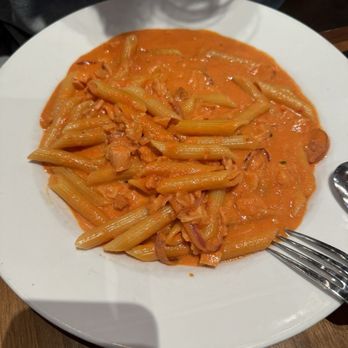La Pizzeria Cupertino - Italian Near Me - Cupertino, California