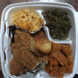 Dadas Soul - Fillet Catfish,MAC,Green Beans and Yams