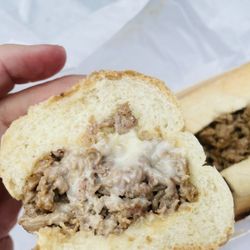 Holly's Deli - Cheesesteak
