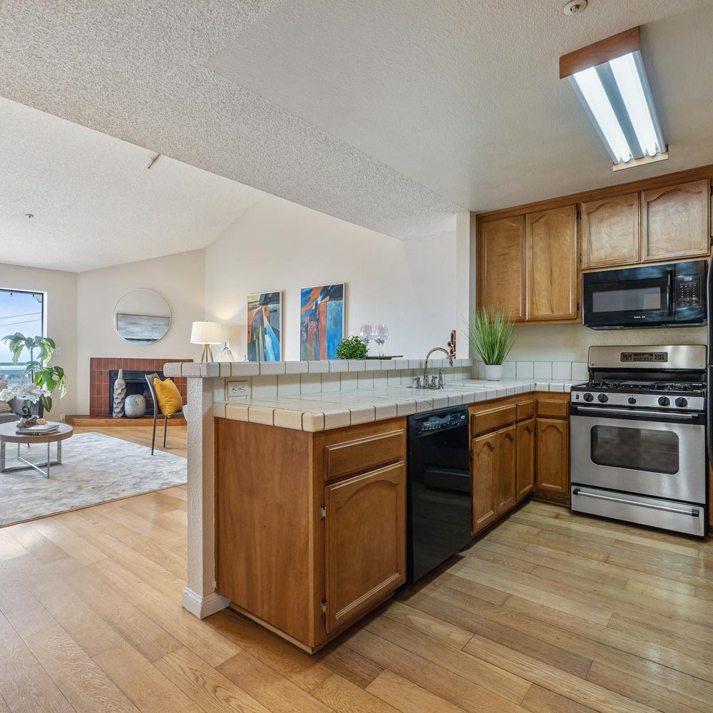 The Luxury Staging - Kitchen and living room staged. - Home Staging Near Me - San Francisco , California