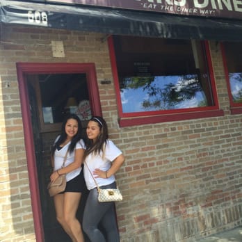 Franks Diner - Entrance - Diners Near Me - Kenosha, Wisconsin