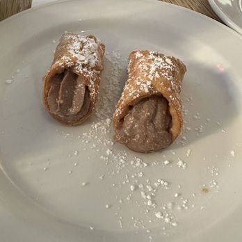 La Pecora Bianca SoHo - Nutella cannoli - Mediterranean Near Me - New York, New York La Pecora Bianca SoHo - Nutella cannoli - Mediterranean Near Me - New York, New York
