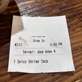 Oscars Mexican Seafood - My lovely cashier with lots of professionalism - Mexican Near Me - San Diego, California
