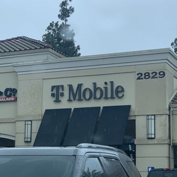 T-Mobile - Store - Mobile Phones Near Me - Stockton, California