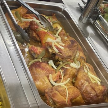 Mambos Cafe - Chicken - Dominican Near Me - Tampa, Florida