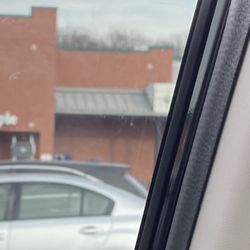 D & L Window Tinting - Missing corner of tinted window