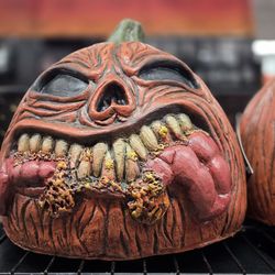 Spirit Halloween