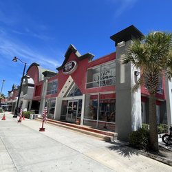 Oxygen Tattoo And Body Piercing Studio - Front exterior