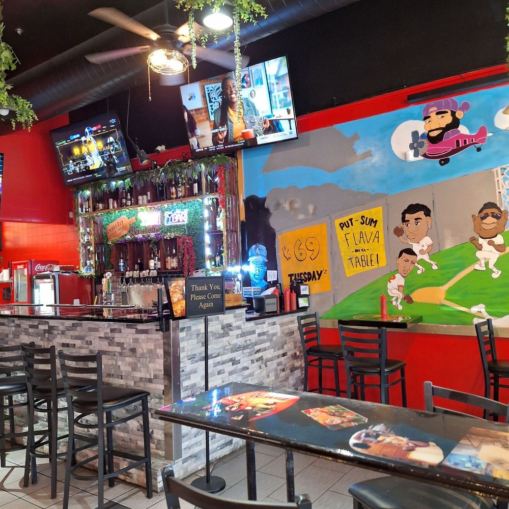 Strikeout Wingz - Indoor dining/ Bar - Chicken Wings Near Me - Atlanta, Georgia Strikeout Wingz - Indoor dining/ Bar - Chicken Wings Near Me - Atlanta, Georgia