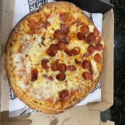 Standard HomeSlyce delivery... pizza that has been subjected to high G forces. Standard HomeSlyce delivery... pizza that has been subjected to high G forces.