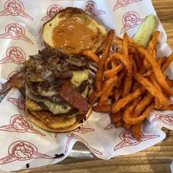 Taco Mac - Chattahoochie Burger with sweet potato fries 9/10 very good! - Sports Bars Near Me - Lawrenceville, Georgia