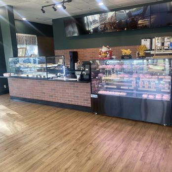 Rola Bakery - Front counters with baked pastries, cakes. - Bakeries Near Me - Newark, California