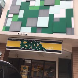 Roli's Cafe