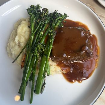 The Promenade Cafe - Braised Beef Short Ribs - Cafes Near Me - Long Beach, California The Promenade Cafe - Braised Beef Short Ribs - Cafes Near Me - Long Beach, California