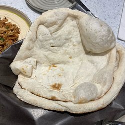 Me Va Me - Complimentary bread