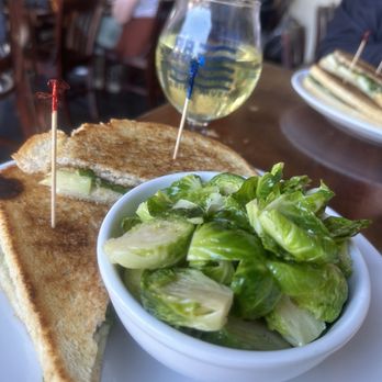 Brick River Cider - Orchard Grilled Sandwich - Cideries Near Me - Saint Louis, Missouri Brick River Cider - Orchard Grilled Sandwich - Cideries Near Me - Saint Louis, Missouri