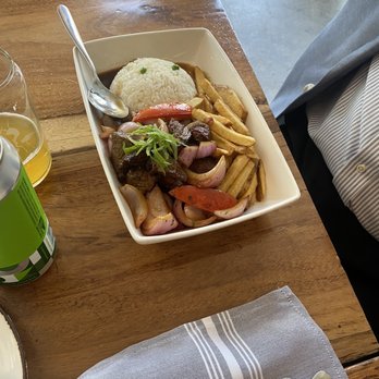 Limón - Peruvian Near Me - Oakland, California