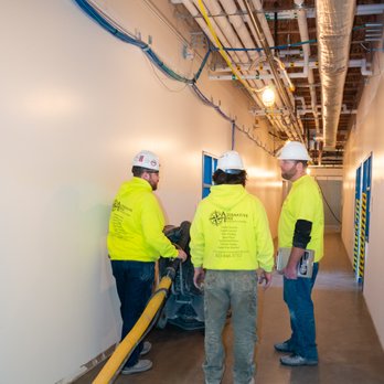 Alternative Edge Concrete - three men in safety vests and hard hats - Masonry/Concrete Near Me - Damascus, Oregon Alternative Edge Concrete - three men in safety vests and hard hats - Masonry/Concrete Near Me - Damascus, Oregon