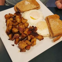 George's Restaurant - Yummy