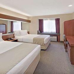 Microtel Inn & Suites by Wyndham Jasper - Guest Room