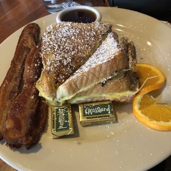 Maxi's Restaurant - Diners Near Me - Waterbury, Vermont Maxi's Restaurant - Diners Near Me - Waterbury, Vermont